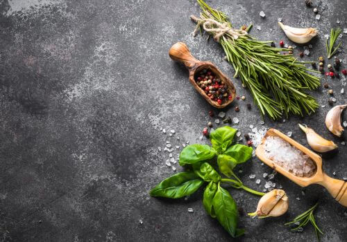 Alterner avec d’autres herbes pour diversifier les apports
